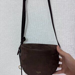 ALAÏA shoulder bag